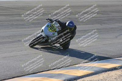 media/Dec-06-2024-CVMA Friday Practice (Fri) [[e1d1c5d4fc]]/4-Group 4 and Trackday/Session 5 (Bowl)/